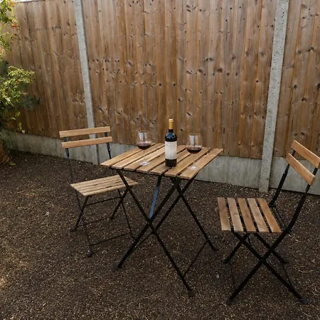 Silverlake - Gloucester Road * Bristol